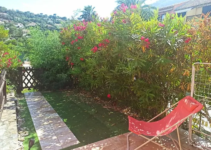 Avec Piscine 아파트